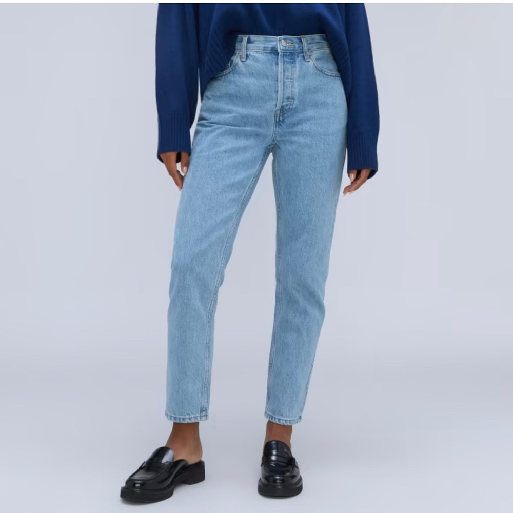 Everlane 90s cheeky jean in Clear Water